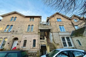 Front Entrance- click for photo gallery